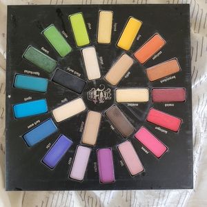 Kat Von D Mi Vida Loca eyeshadow palette